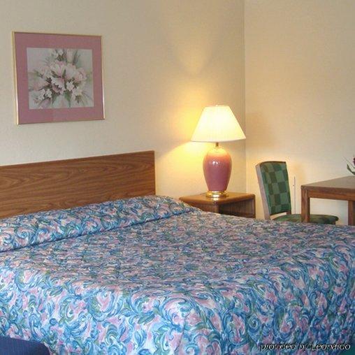 Parkview Motel أويلوين الغرفة الصورة
