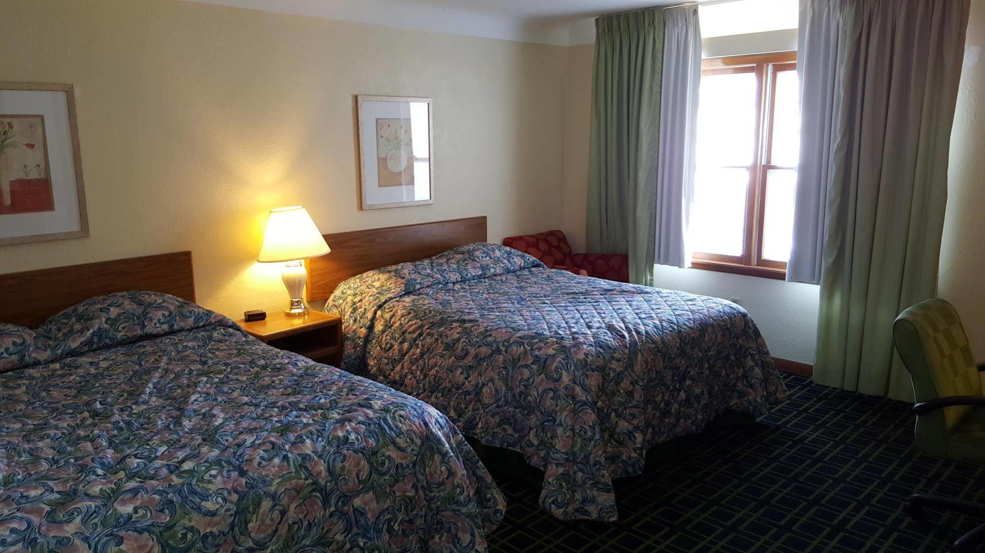 Parkview Motel أويلوين المظهر الخارجي الصورة