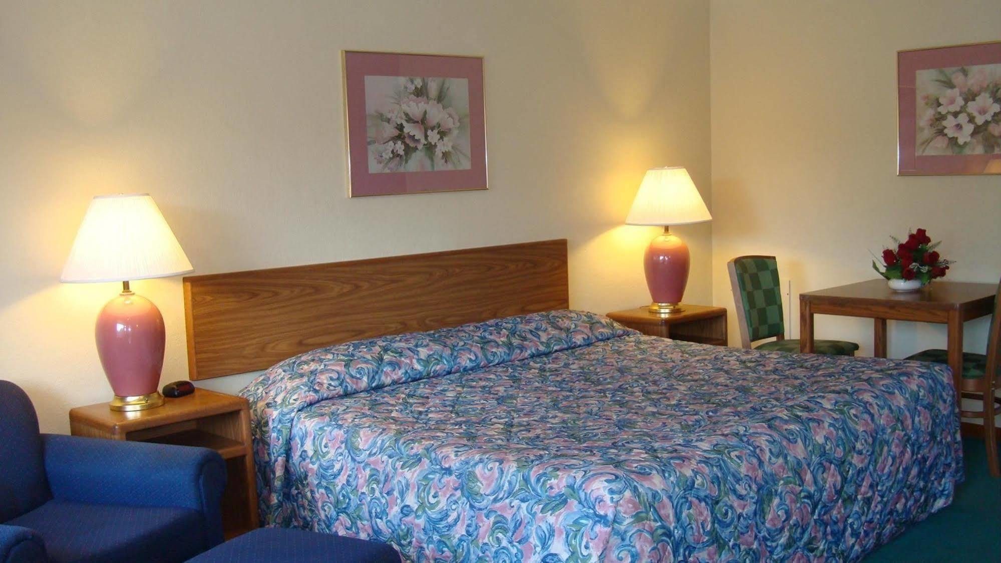 Parkview Motel أويلوين المظهر الخارجي الصورة