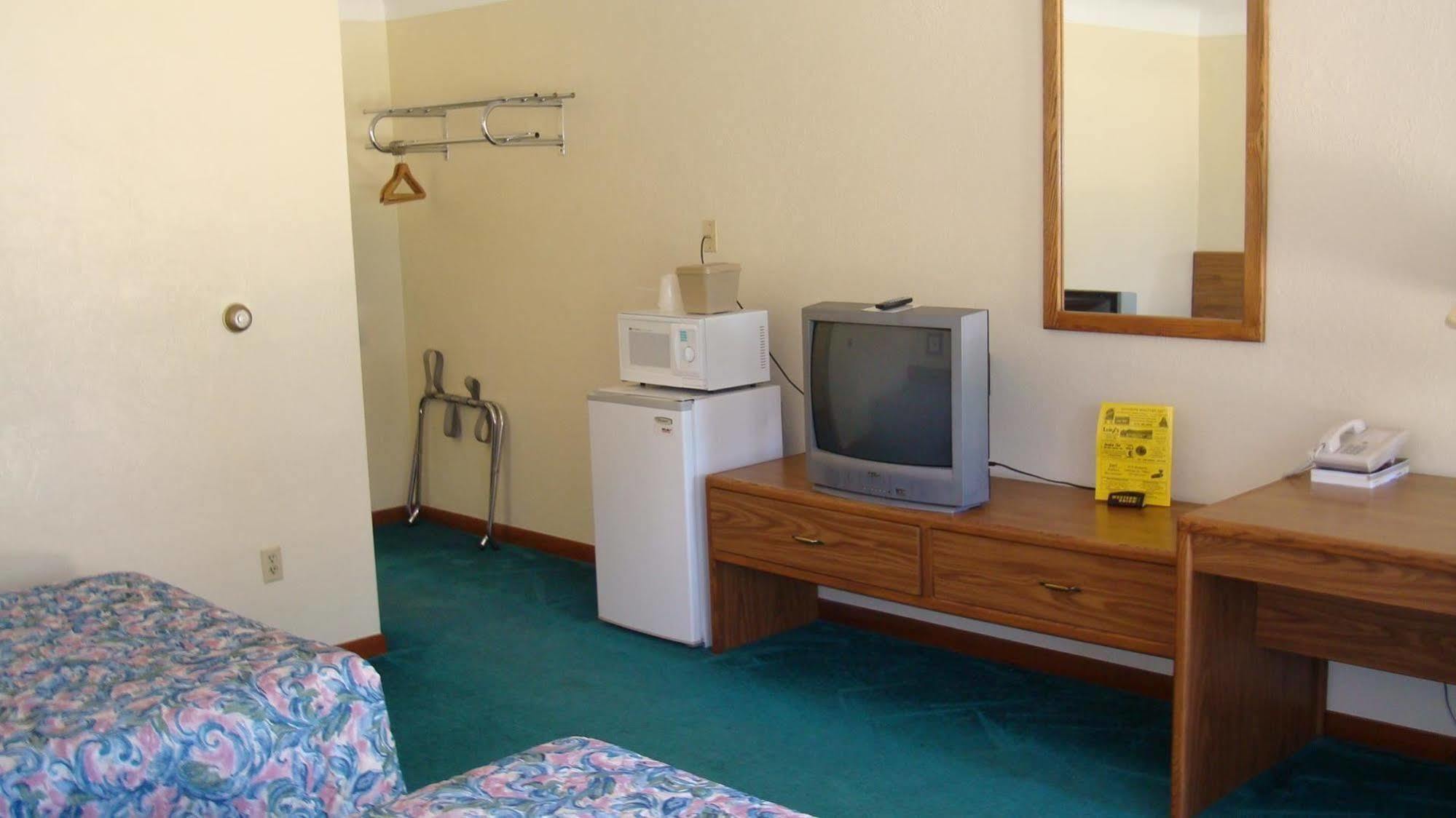 Parkview Motel أويلوين الغرفة الصورة